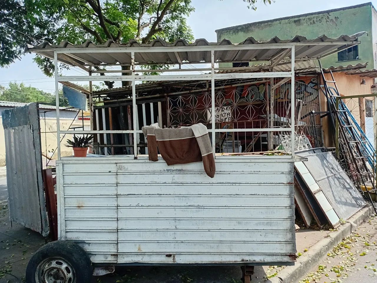 Vendo barraca para lanche 