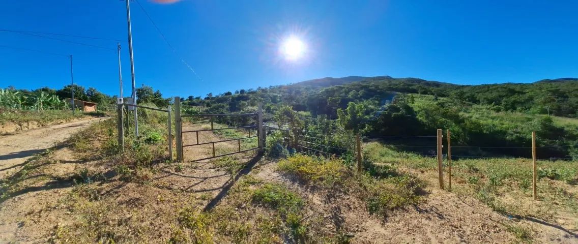 Sítio com 15.000 m2