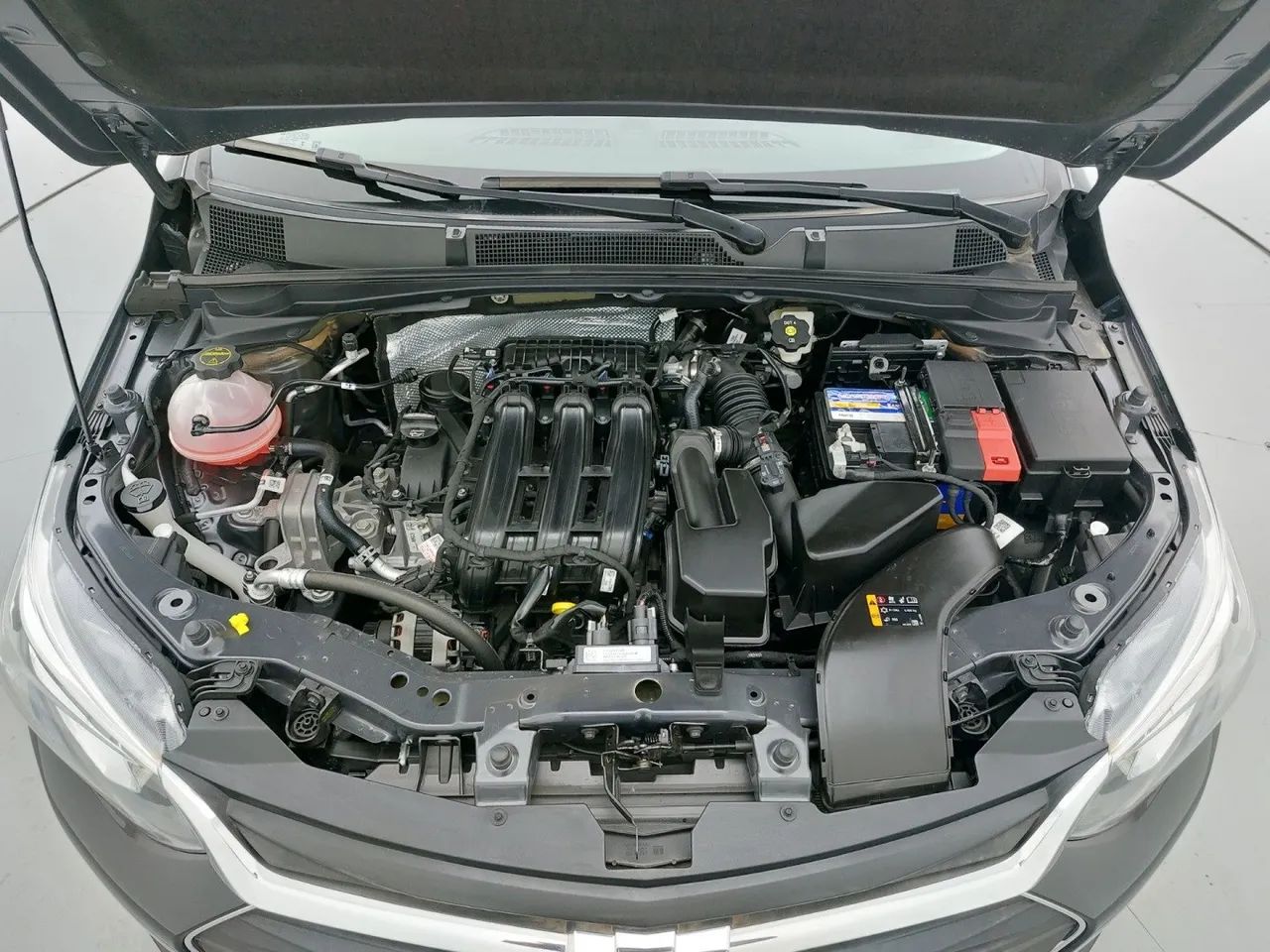 Chevrolet Onix Plus LT 1.0 12V Flex Mec. 4P, foto 10 de 18