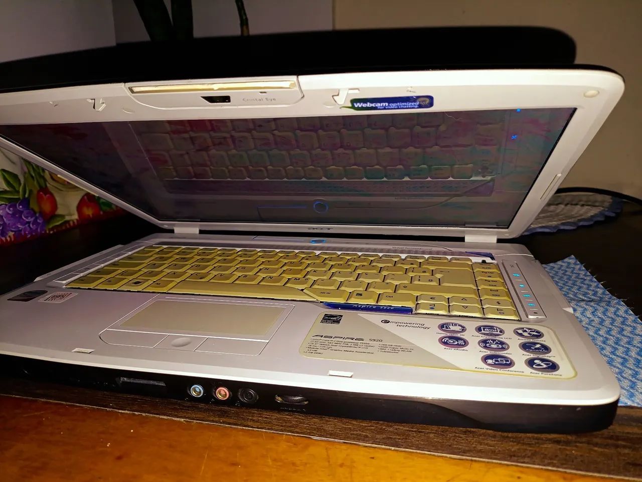 Notebook Acer funcionando, acompanha carregador - Foto 3