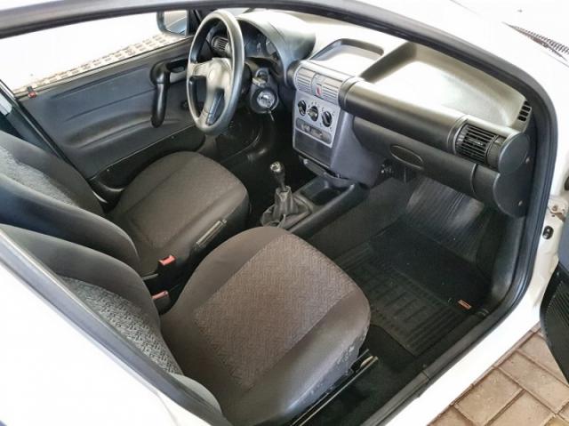 Chevrolet Classic Sedan Spirit 1.0 VHC 8v 4p 2005 - Foto 9