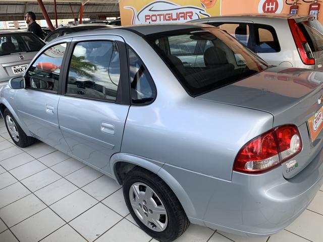 Classic 1.0 2013 entrada 2.990,00 + parcelas 689,00 - Foto 4