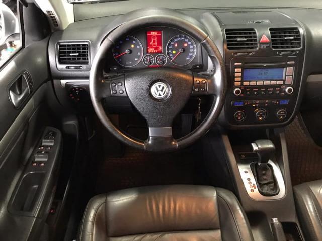 VOLKSWAGEN JETTA 2.5(Tiptr.) 4p - Foto 6
