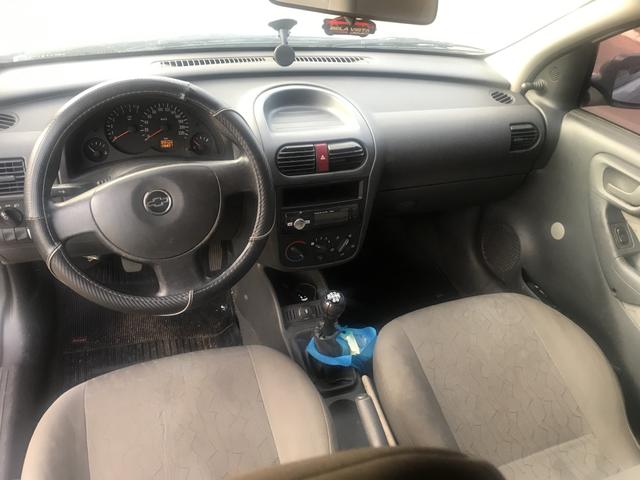Corsa sedan - Foto 3