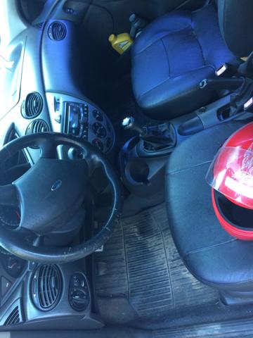 Vendo ou troco ford focus completo 2008 - Foto 6
