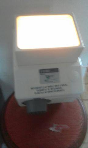Vendo ou troco por monitor grande em bom estado! - Foto 4