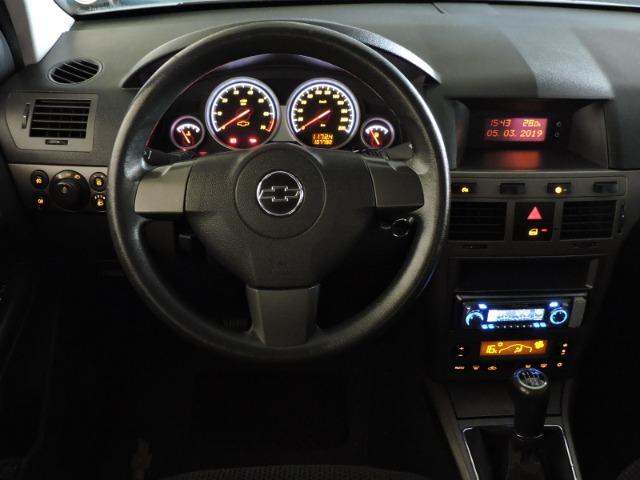 GM Chevrolet Vectra GT Hatch 2.0 Flex 2010 prata - Foto 12