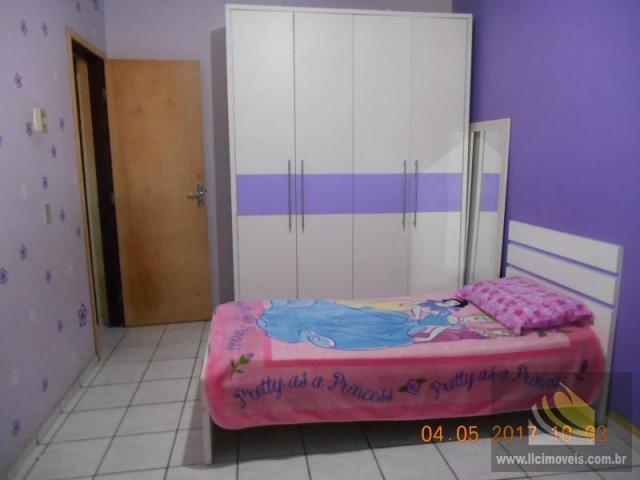 Casa para Venda em Imbituba, Vila Nova, 5 dormitórios, 1 suíte, 1 banheiro, 1 vaga - Foto 2