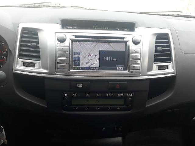 Hilux SRV 3.0 D-4D 2014 bx Km impecável Acessórios - Foto 8