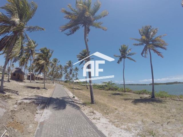 Terreno com 909m² - Condomínio Laguna, ligue já - Foto 17