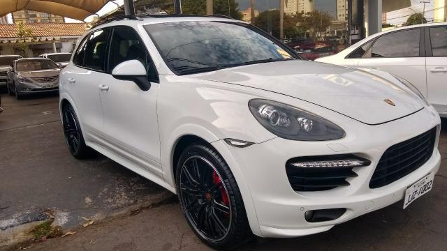 Porche Cayenne Gts