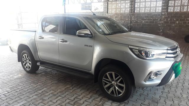 Hilux SRX