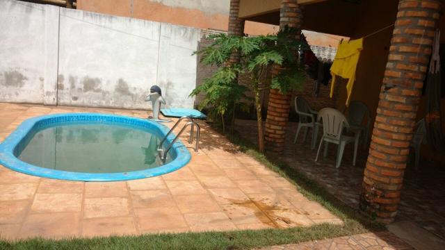 Ótima Casa com piscina e Ponto Comercial - Foto 5