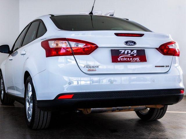 Focus Sedan 2.0 16V/ 2.0 16V Flex 4p Aut - Foto 2