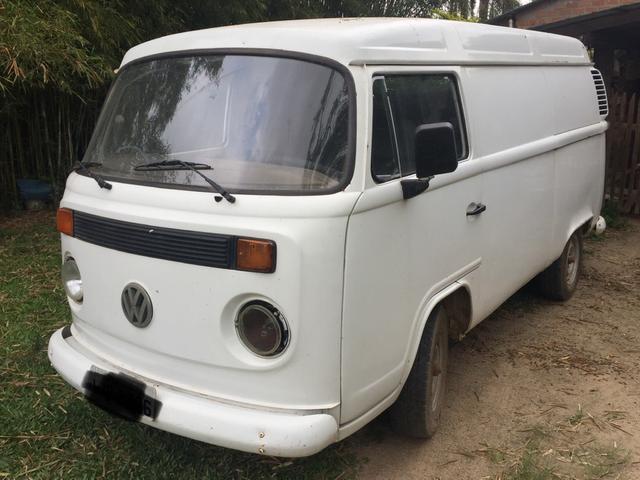 Kombi 2001 de barbada! Motor feito, 500km!!!