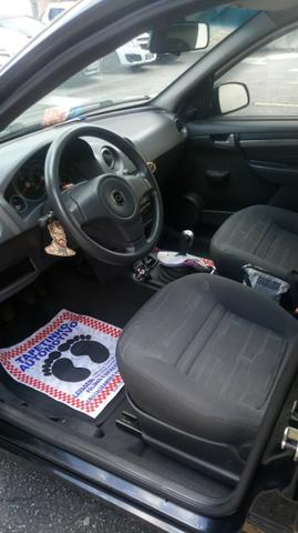 Prisma Sedan/Maxx 1.4 4p 2010 - Foto 4