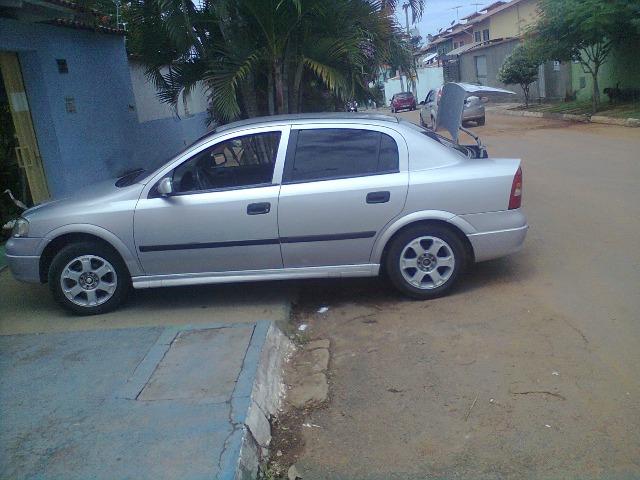 Carro - Foto 2