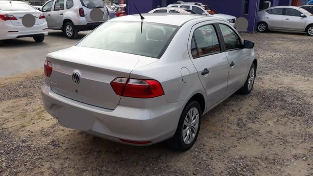 Volkswagen Voyage 1.6 MSI Flex 8V 4p - Prata - Foto 3