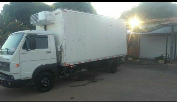 CAMINHÃO REFRIGERADO 8.160 FRIGORÍFICO