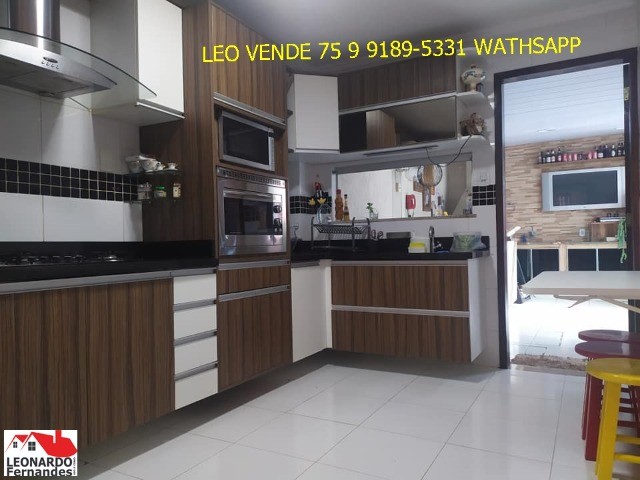 Leo vende, 3|4 suíte, goumert, planejados, semi mobiliado.