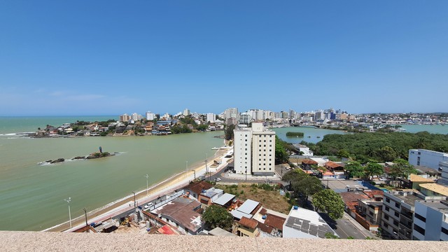 Cobertura duplex com vista para o mar em Muquiçaba / Guarapari - ES