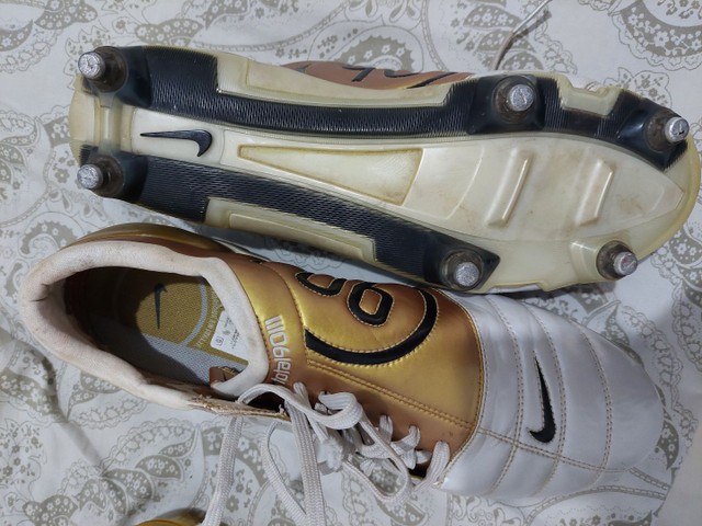 nike total 90 chuteira