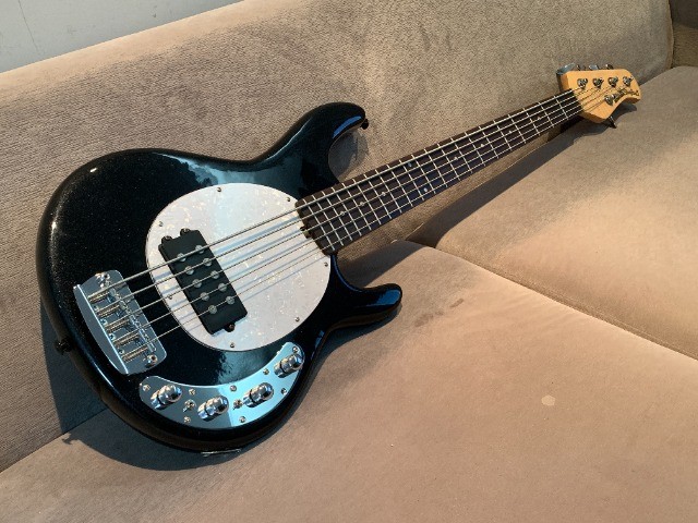 music man stingray 5 olx