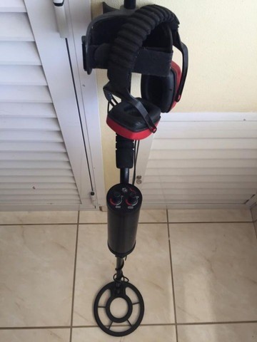 Vendo Detector de Metal Marca/modelo MD6026 - Usado - Foto 3