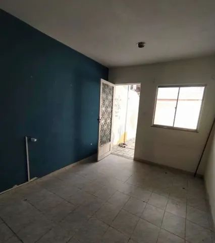 Casa 2 quartos BNH Mesquita