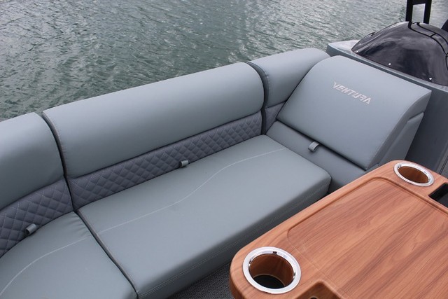 Lançamento Ventura Pontoom P25 7,5 metros  | N phontoom Vcat Aurora - Foto 12