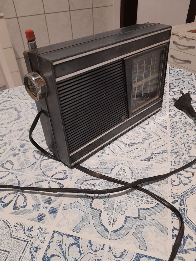 Rádio Motoradio Antigo - Foto 2