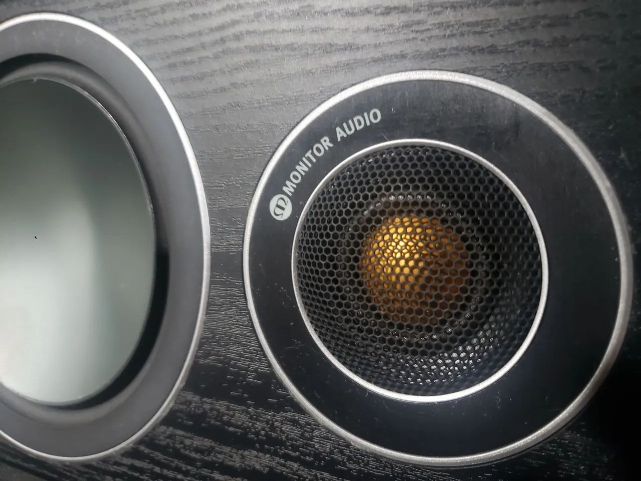 Caixa Monitor Audio Bronze center impecável  - Foto 3