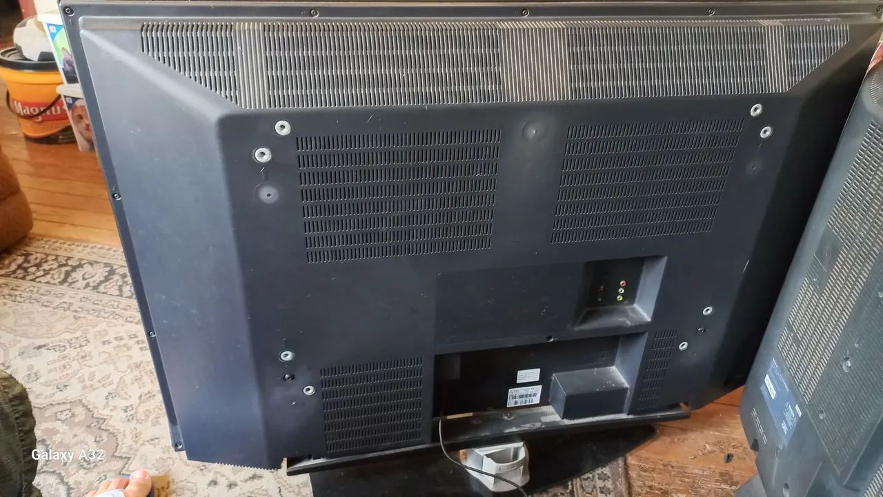 TV Philips LCD 42 polegadas - aproveitamento de peças - Foto 4