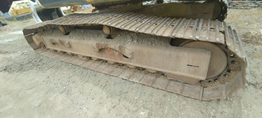 Escavadeira New Holland 215B  2013 - Foto 2