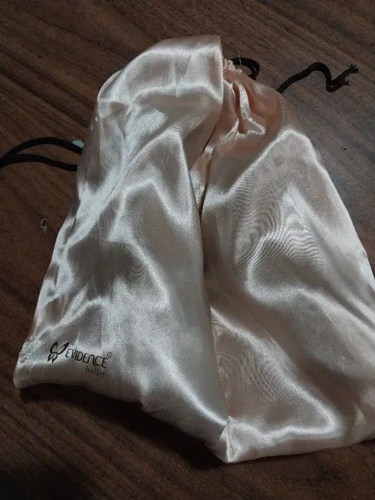 Sapato de dança com tiras Cruzadas - Foto 4