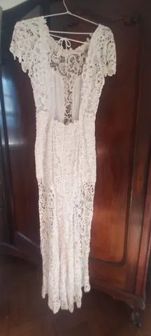 Vestido longo de renda branco da Agilita 