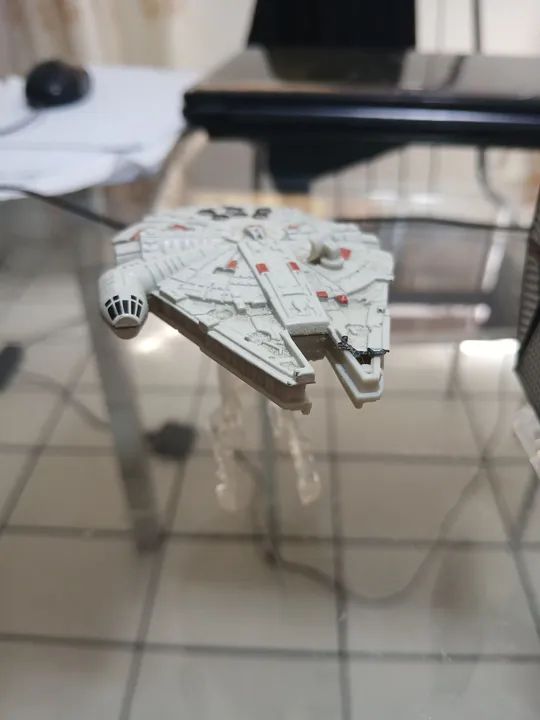 Miniaturas Nave Star Wars - Tie Fighter, X-Wing e Millenium Falcon - Foto 3