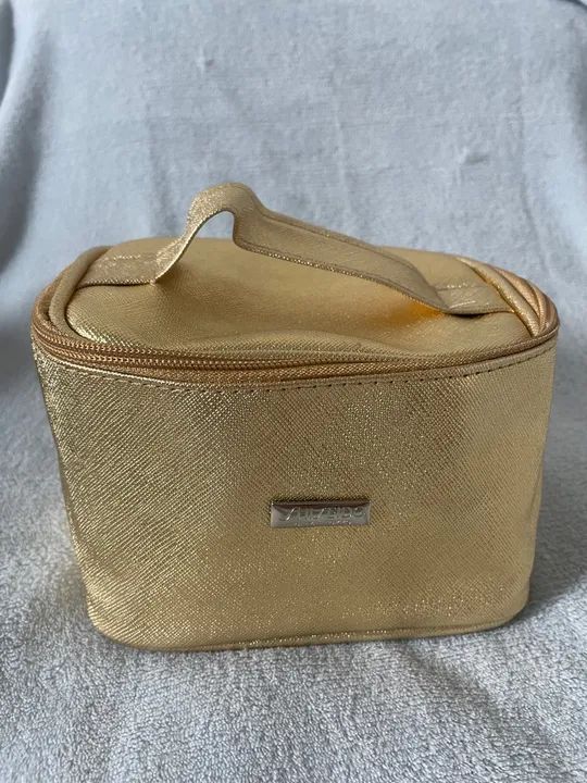 Frasqueira/necessaire dourada shiseido original