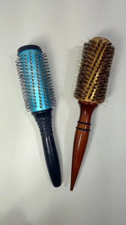 2 Escovas de Cabelo Térmicas Profissional