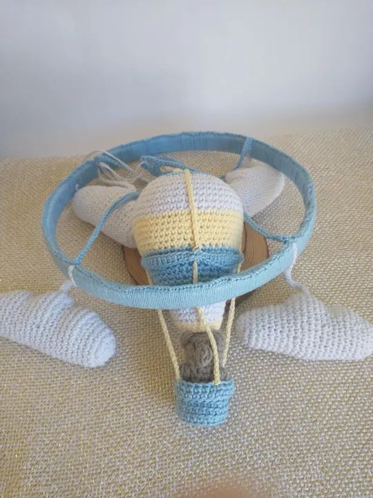 Móbile de balão em amigurumi  - Foto 3