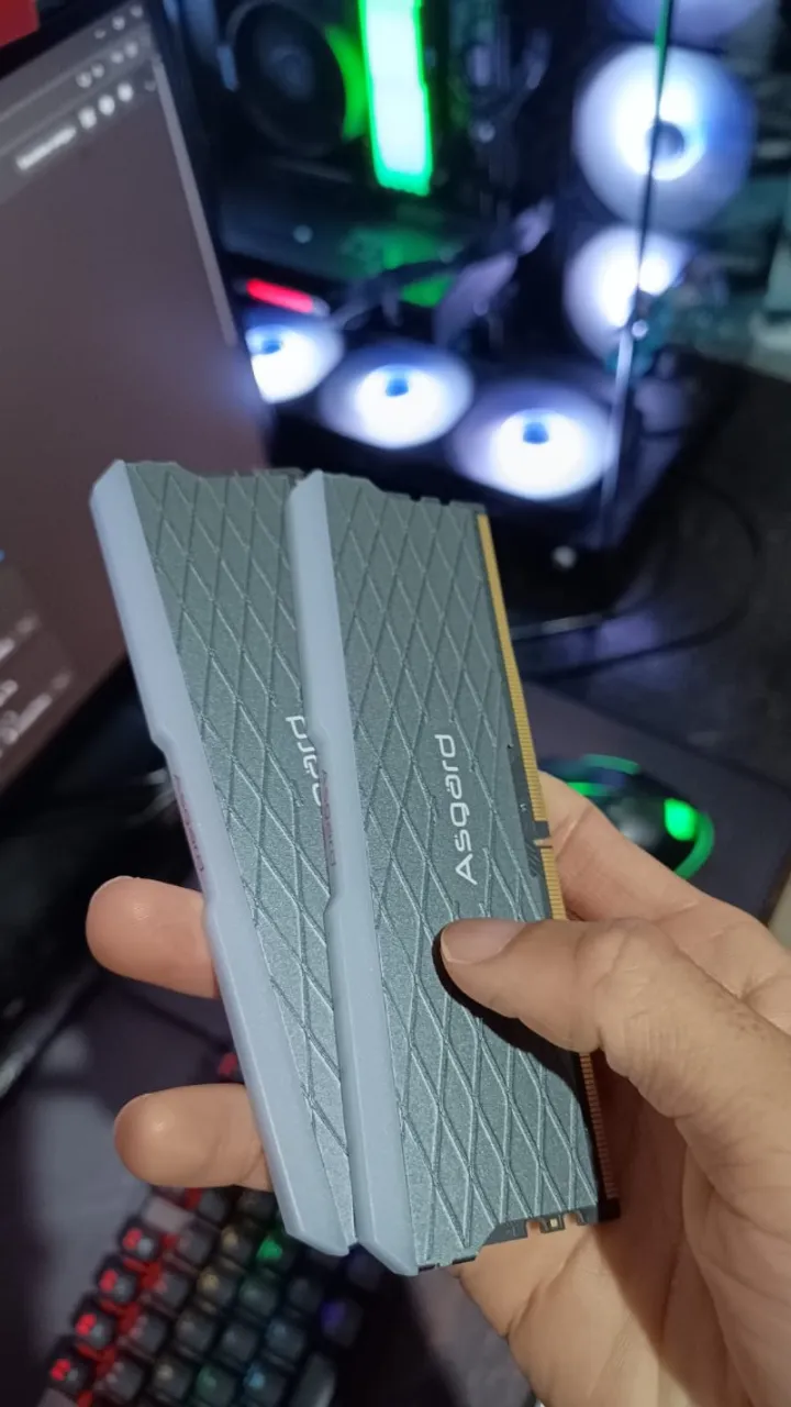 -Memória RAM DDR4 16GB 2x8GB -ASGARD 3200Mhz