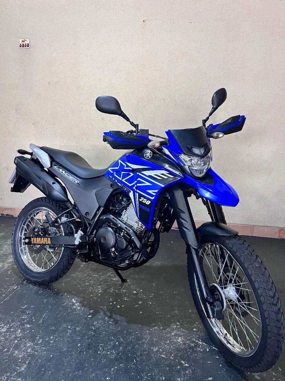 Lander 250 ano 19/20