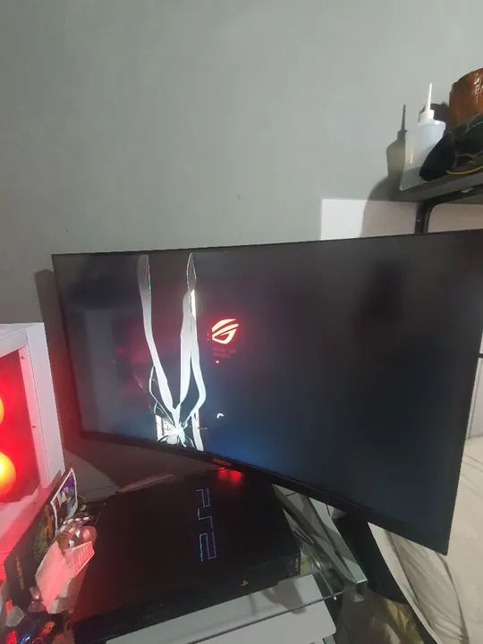 Monitor Gamer Curvo AOC 31.5 polegadas