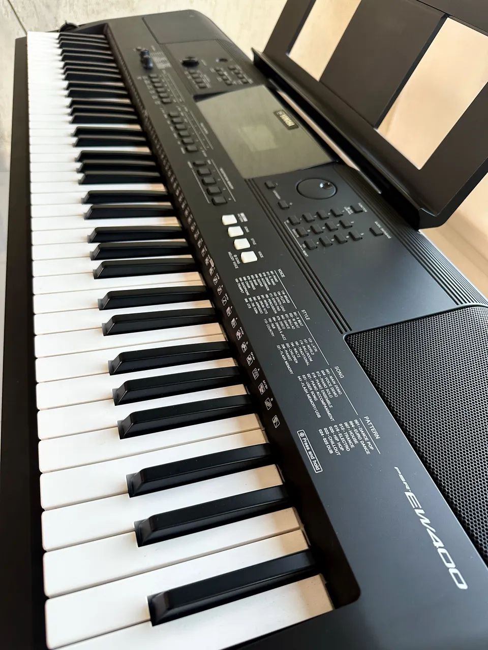 Teclado Yamaha PSR-EW400 - 76 teclas - Completo - Foto 3