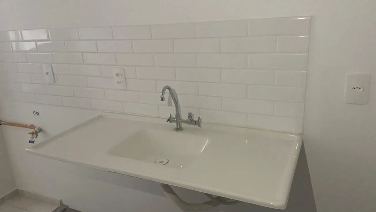 Pia de Cozinha nova + Torneira dupla