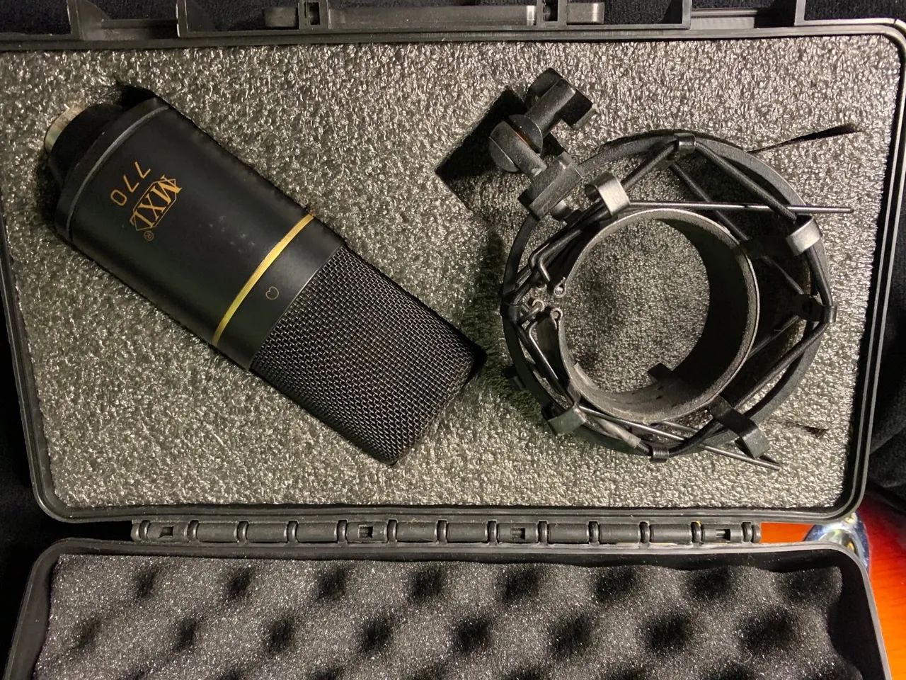Microfone MXL 770 condensador.  - Foto 2