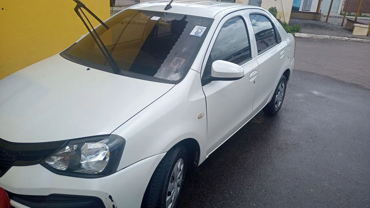 Etios sedan 2019 1.5 completo  - Foto 3