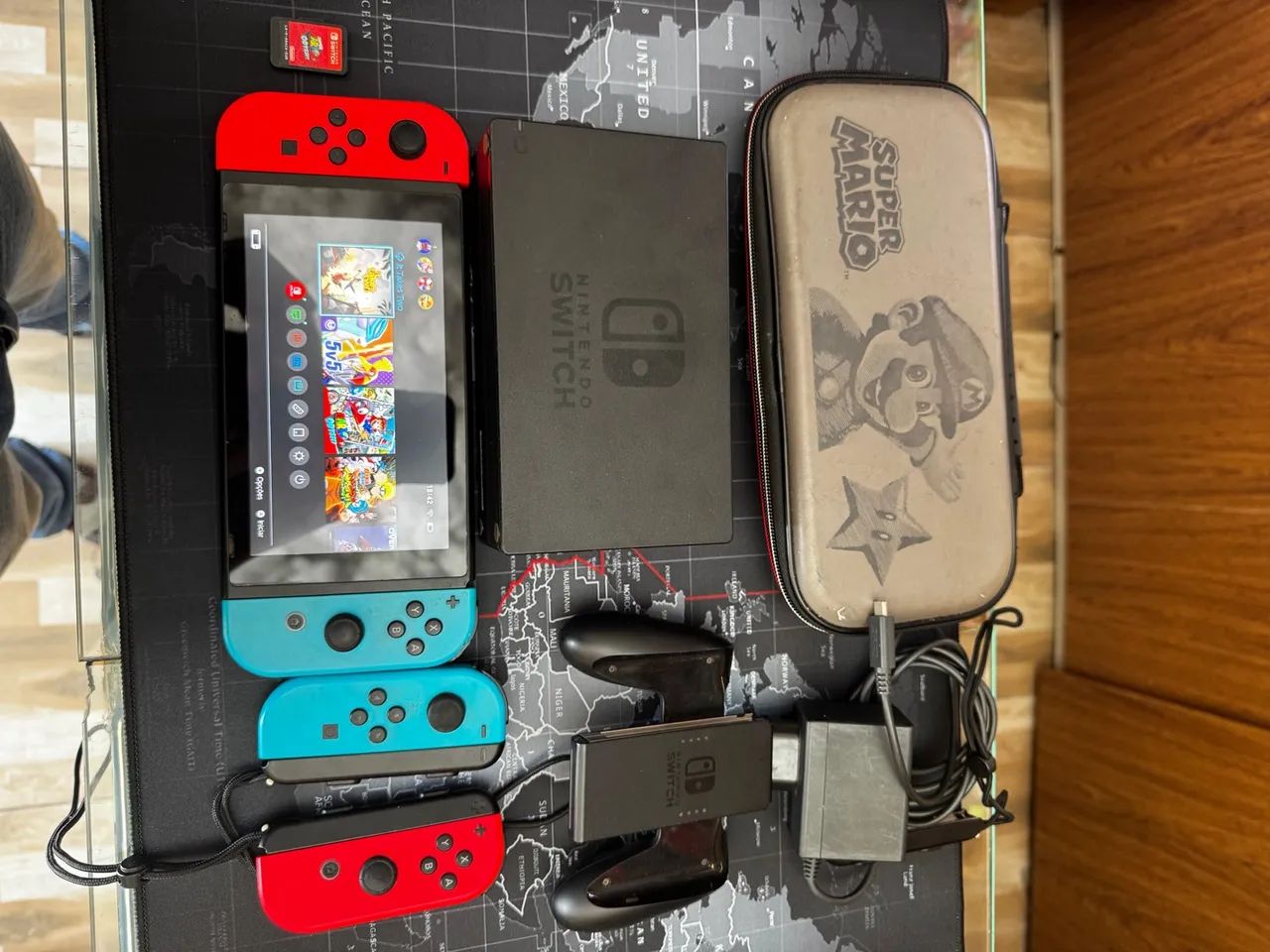 Nintendo Switch com Dock / 2 controles / bag / cartucho Mario odissey + jogos 