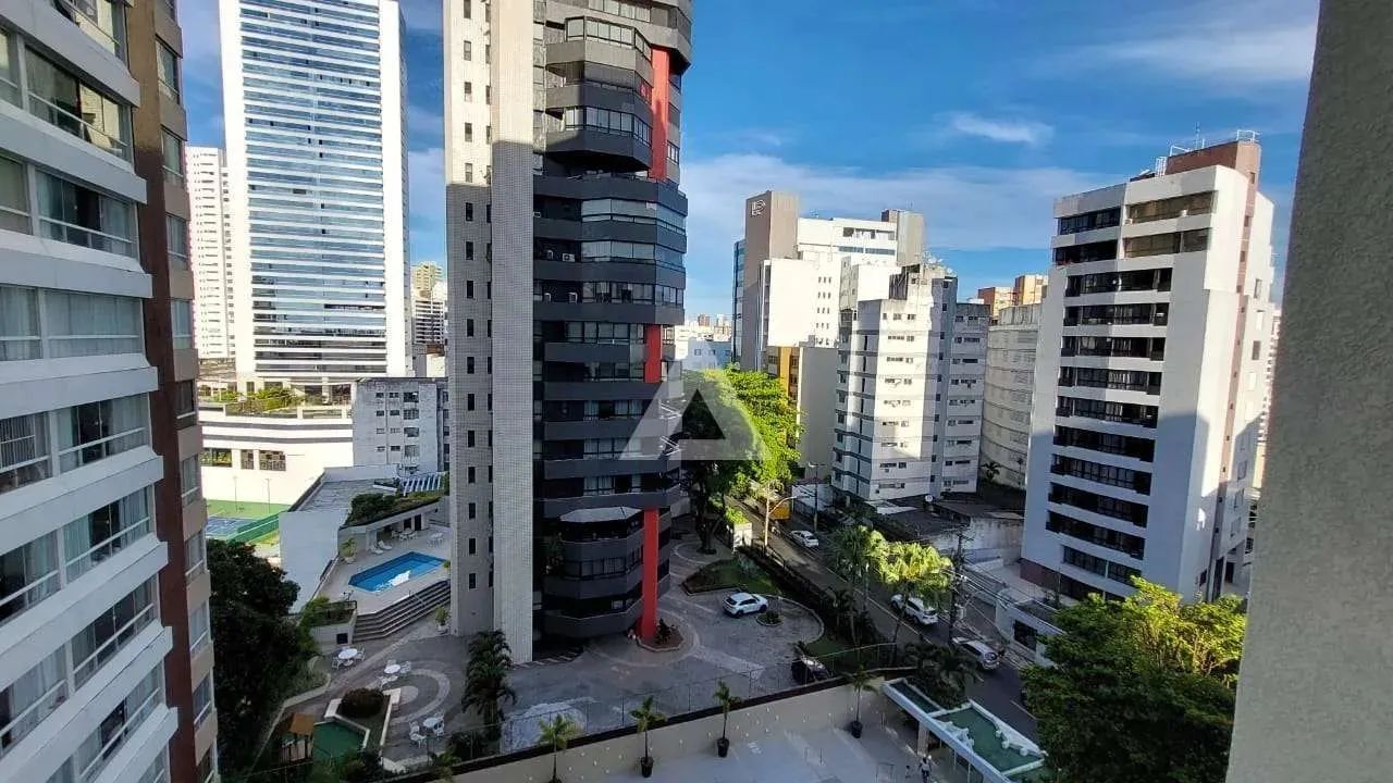 Apartamento na Barra com 3 quartos e 1 suíte, 155m² à venda por R$ 730.000,00 - Foto 3