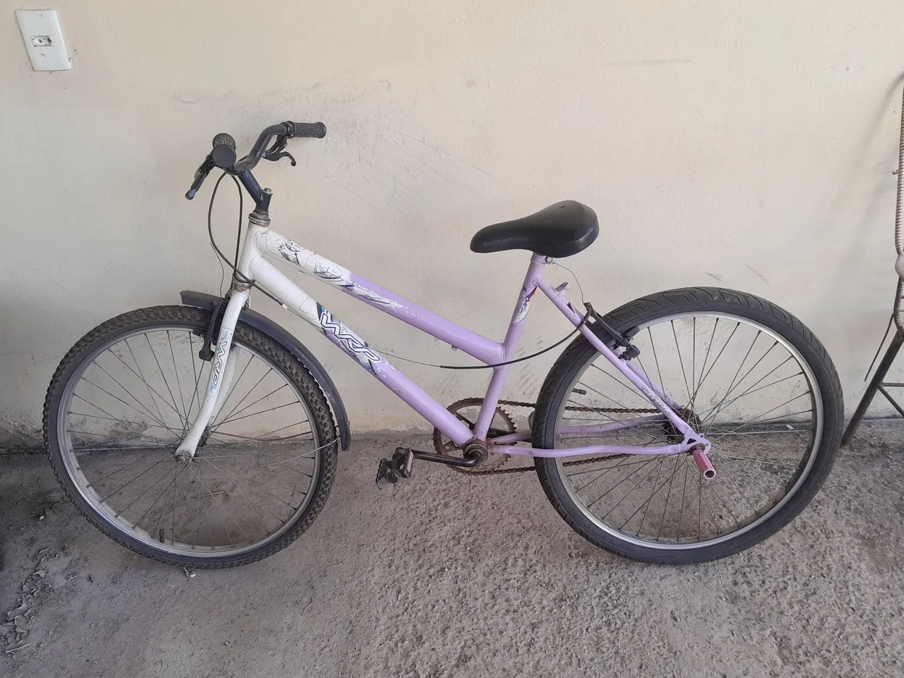 Bicicleta Aro 26 - Roxa/Branca